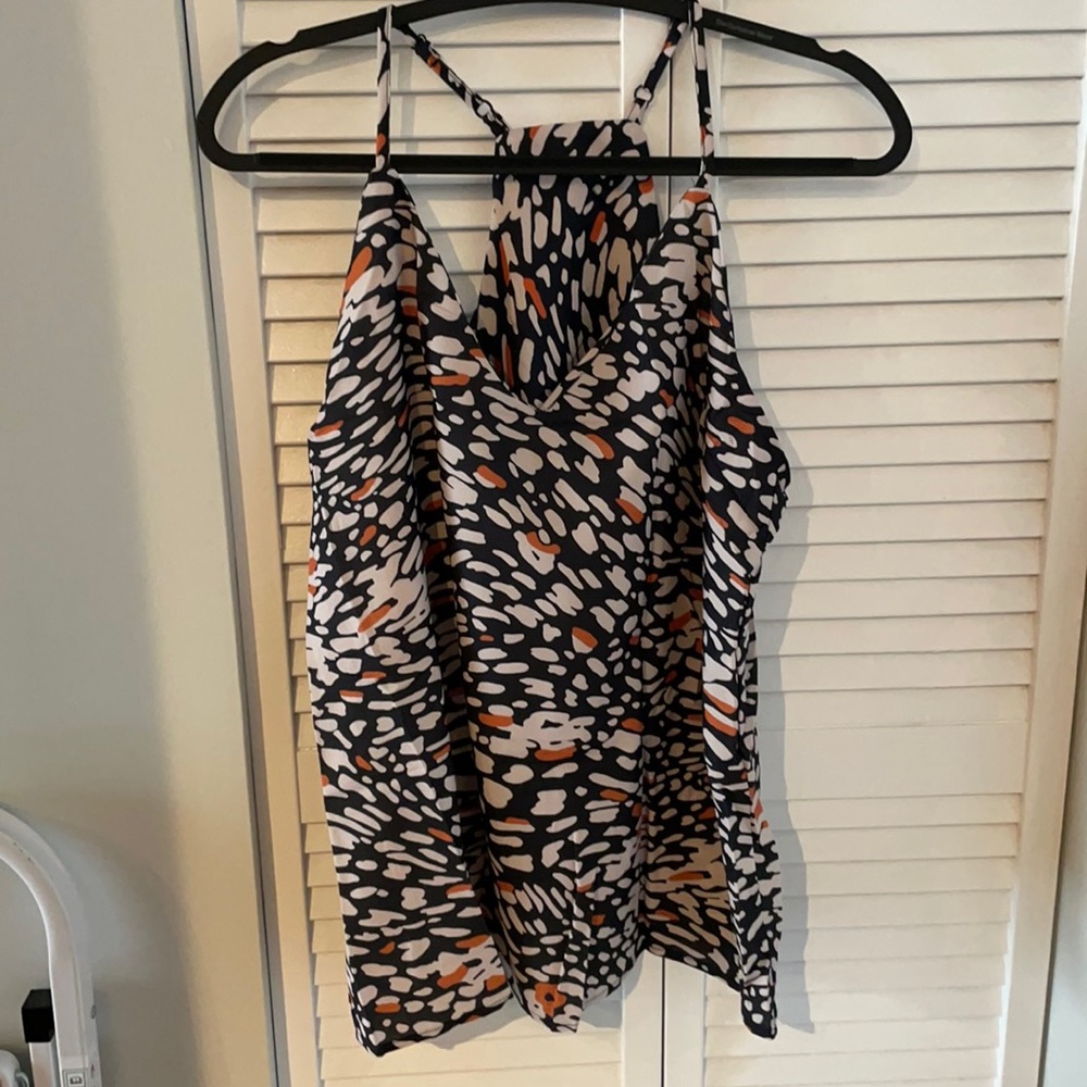 Patterned tank - Picture 2 of 3